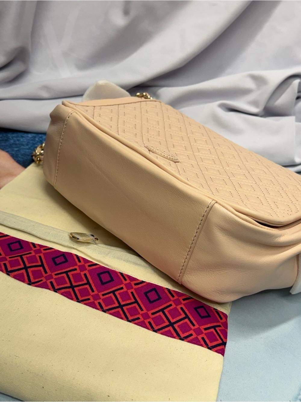 (new+tag) Tory Burch Quilted Chain Shoulder Bag / Crossbody Pale Pink Apricot - Picture 17 of 17